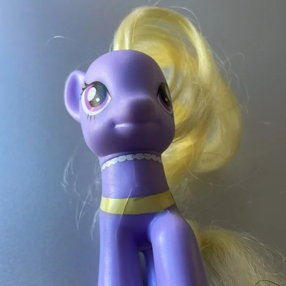 My Little Pony G4 Lyrica Lilac Brushable Figure RARE find - Picture 3 of 5